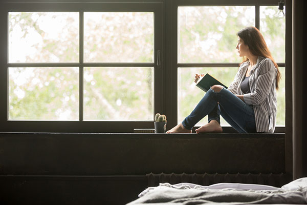 girl-with-book